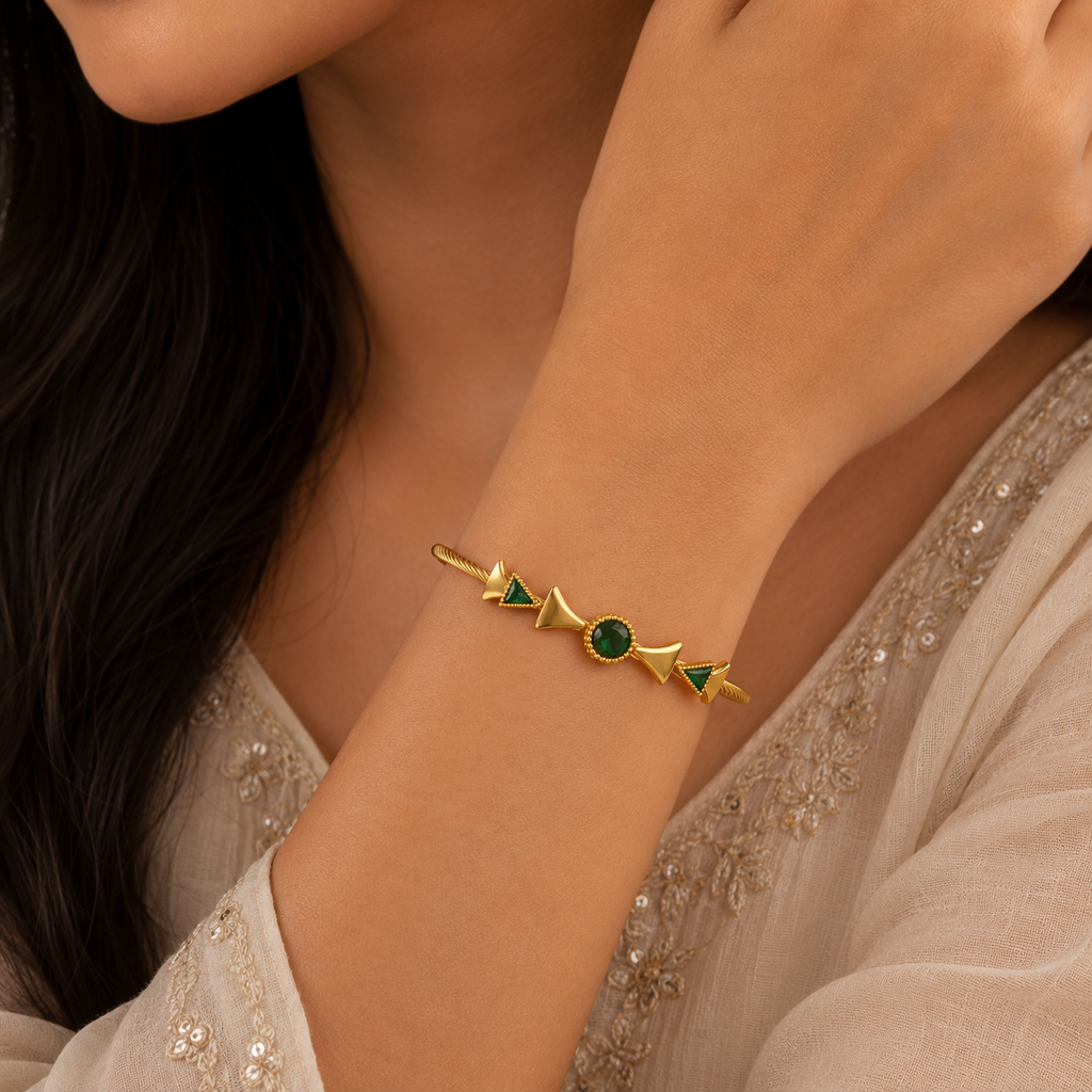 18K Emerald Crystal Cable Bracelet