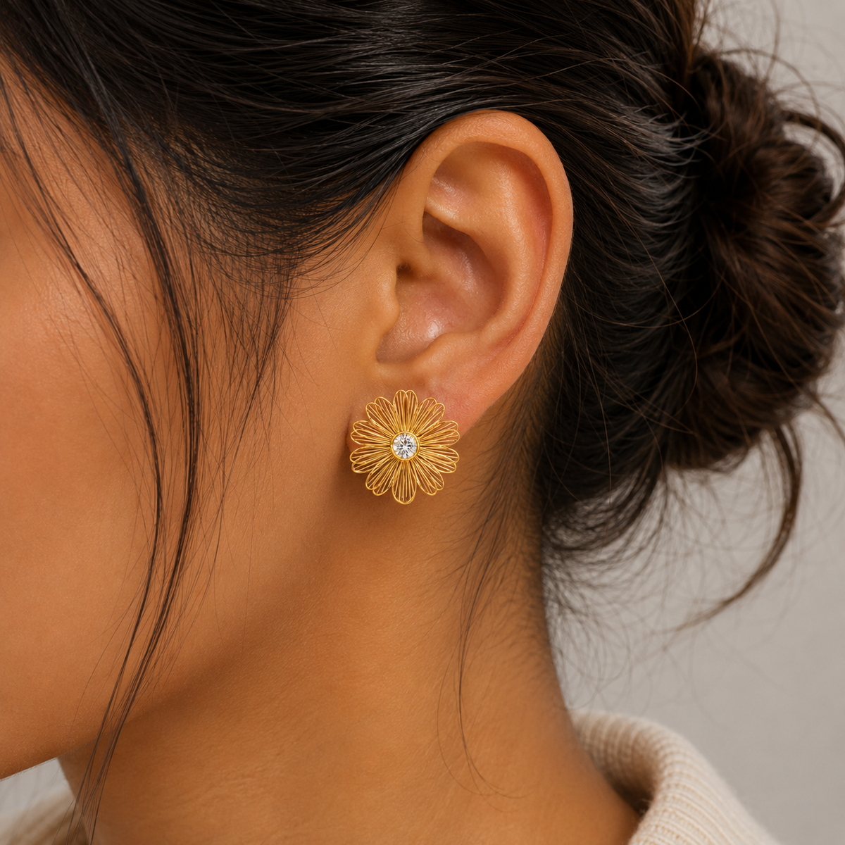 18K Floral Crystal Stud Earrings