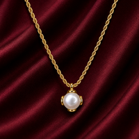 18K Pearl Glow Necklace